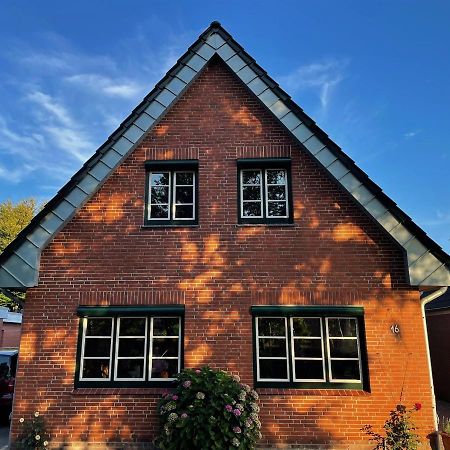 Hus Finkwarder Apartment Busum Exterior photo