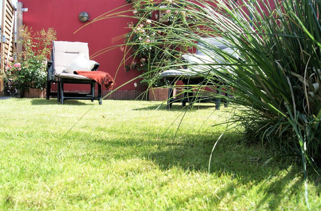 Hus Finkwarder Apartment Busum Exterior photo