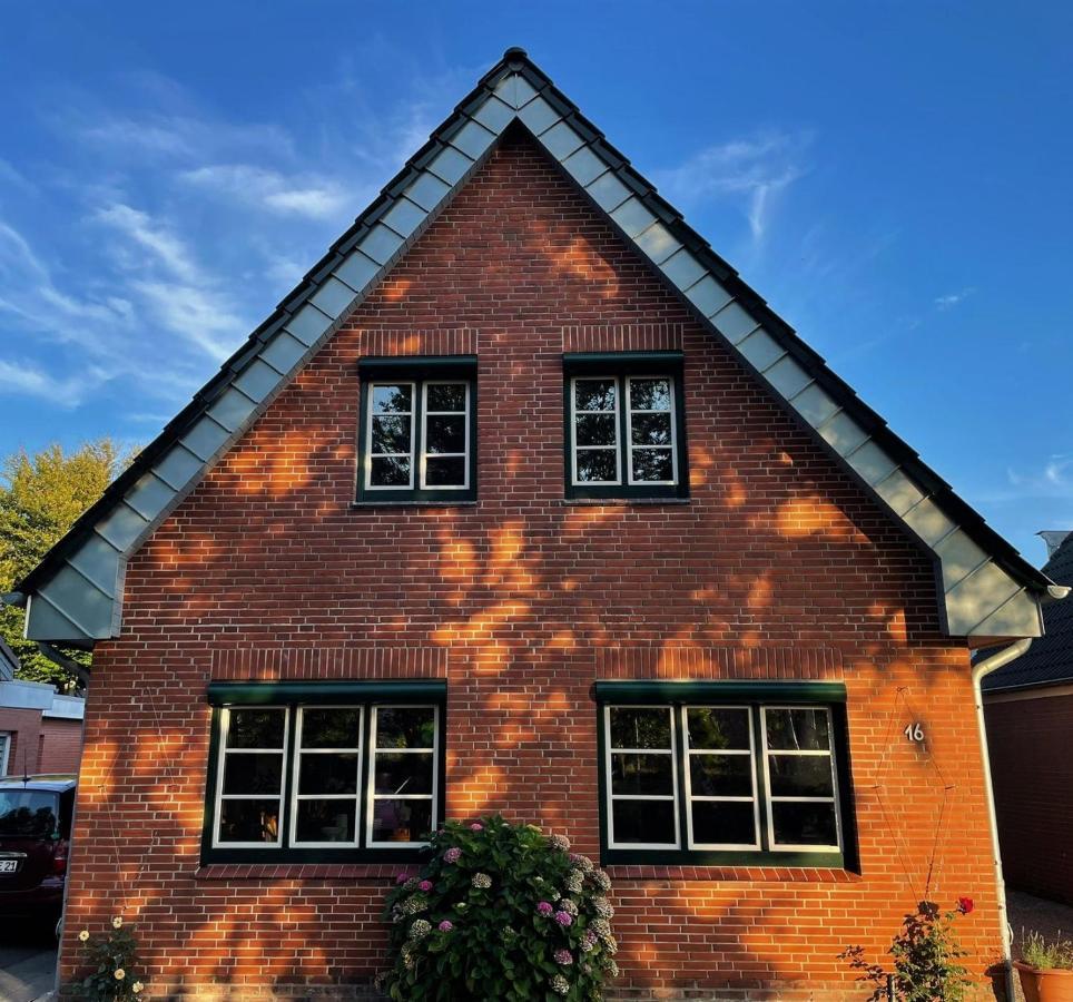 Hus Finkwarder Apartment Busum Exterior photo